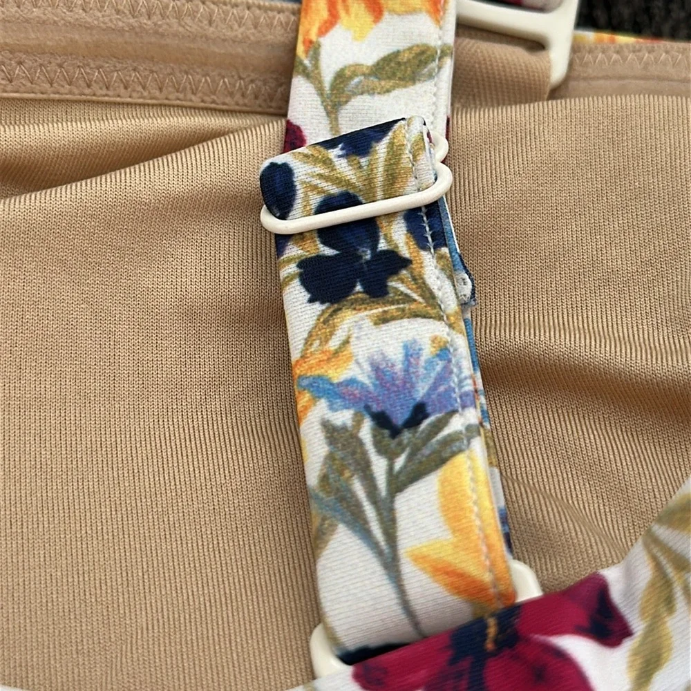 Old Navy Floral Swim Bralette top size Medium